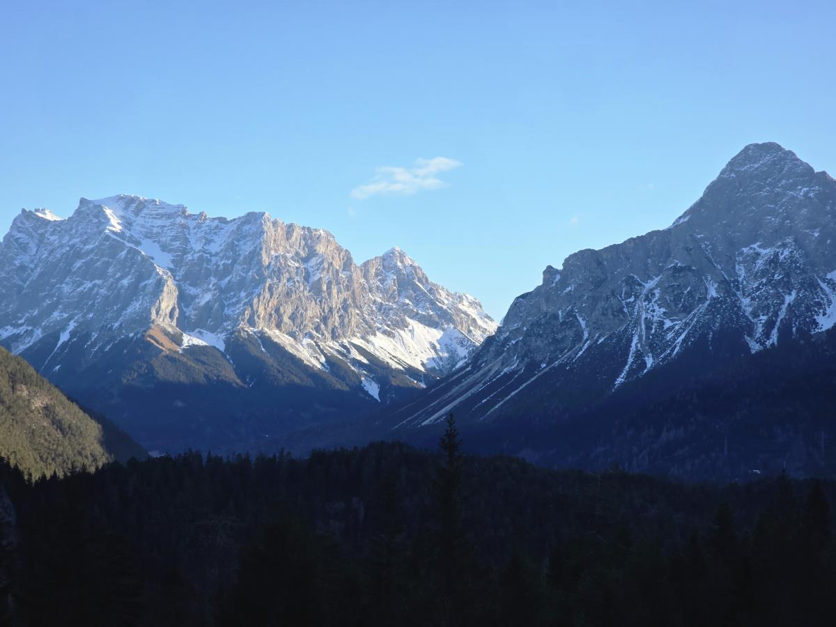 Alpenglück-LuxusLodge "Widderstein"